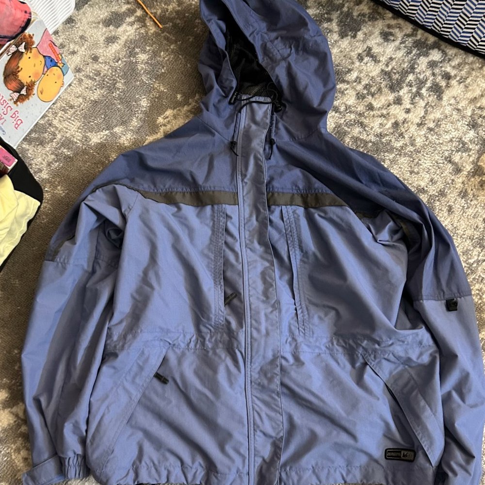 Women's Purple Hooded Rain Coat REI Medium
